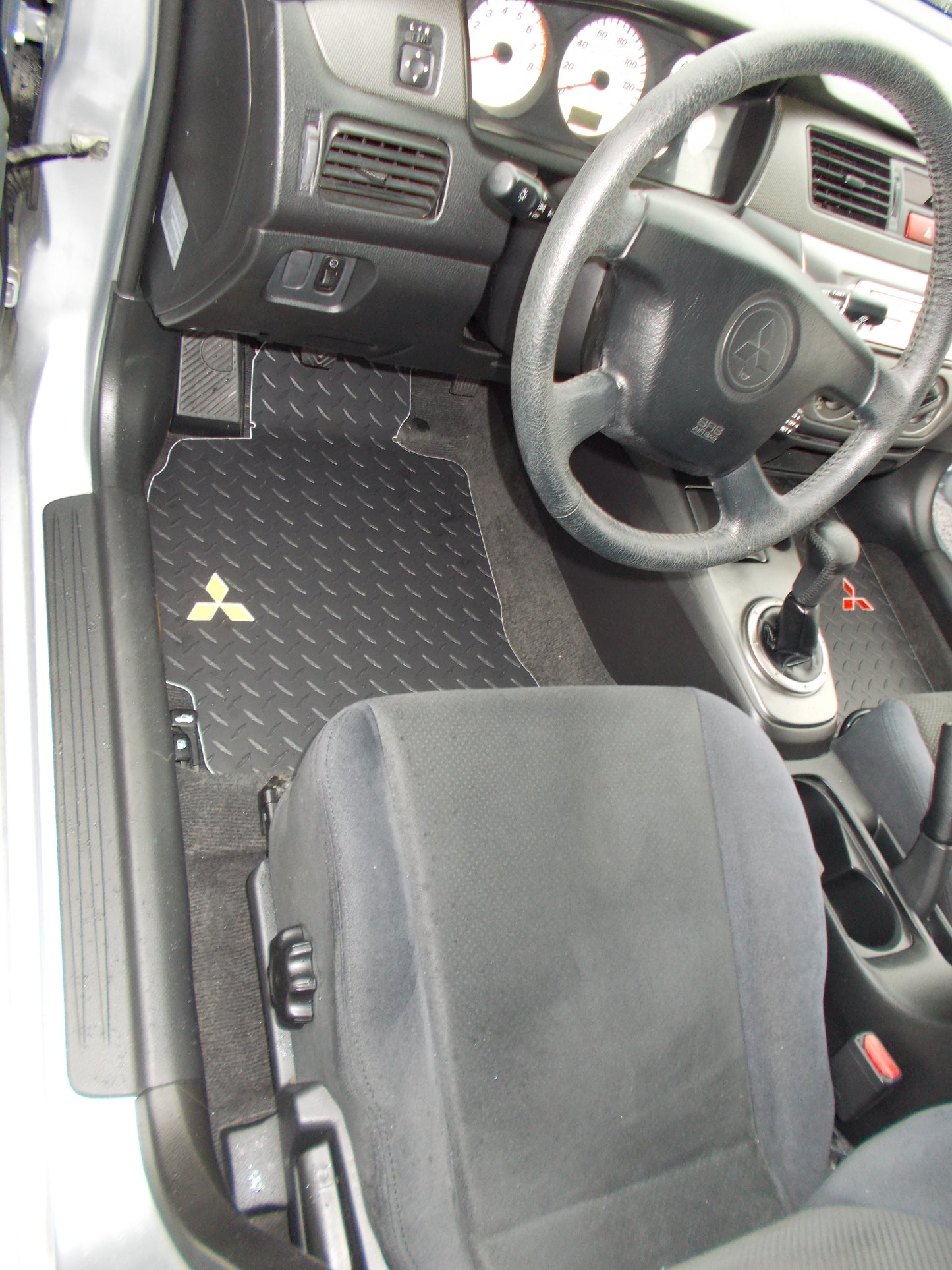 Mitsubishi Lancer 2002-2007