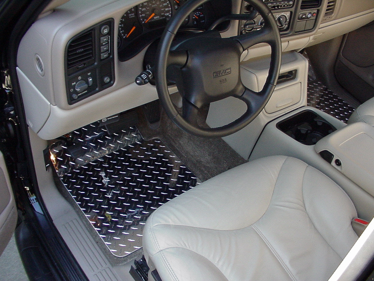 Chevrolet Suburban Tahoe 1999-2006