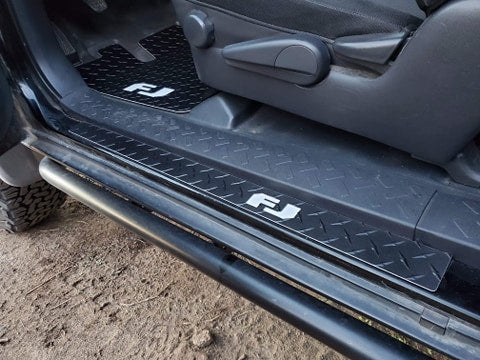 Toyota FJ 06-14  Black Aluminum diamond tread plate floor mats