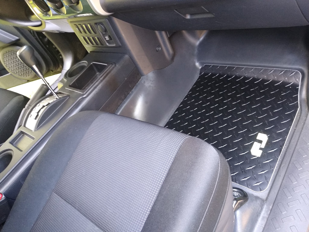 Toyota FJ 06-14  Black Aluminum diamond tread plate floor mats